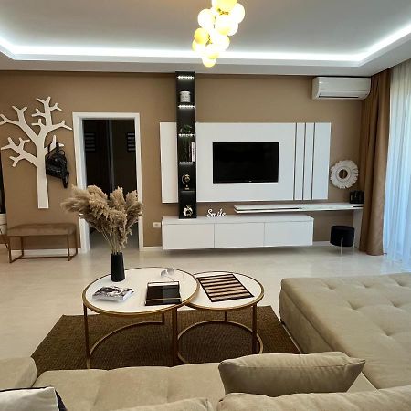 Sas 2 Luxury Apartments มามายา ภายนอก รูปภาพ
