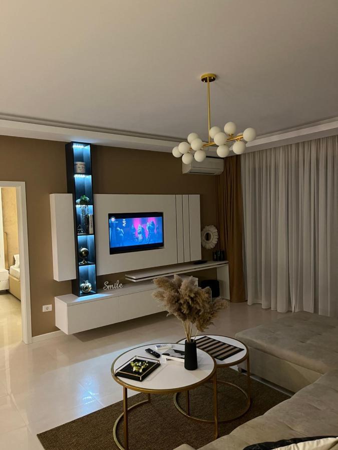 Sas 2 Luxury Apartments มามายา ภายนอก รูปภาพ