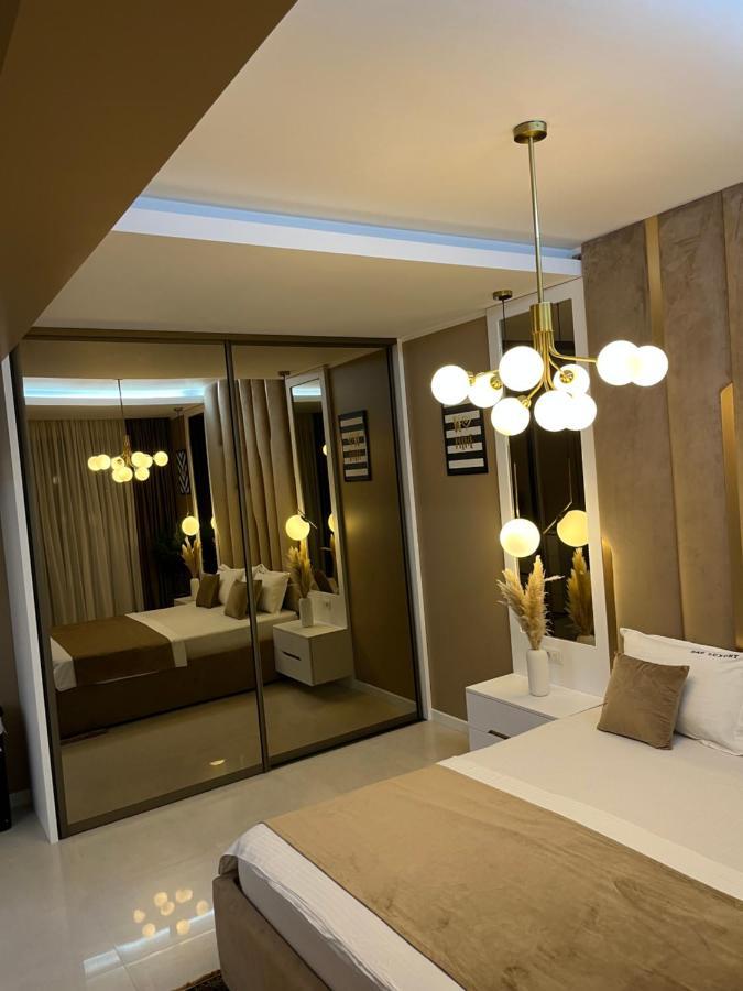 Sas 2 Luxury Apartments มามายา ภายนอก รูปภาพ