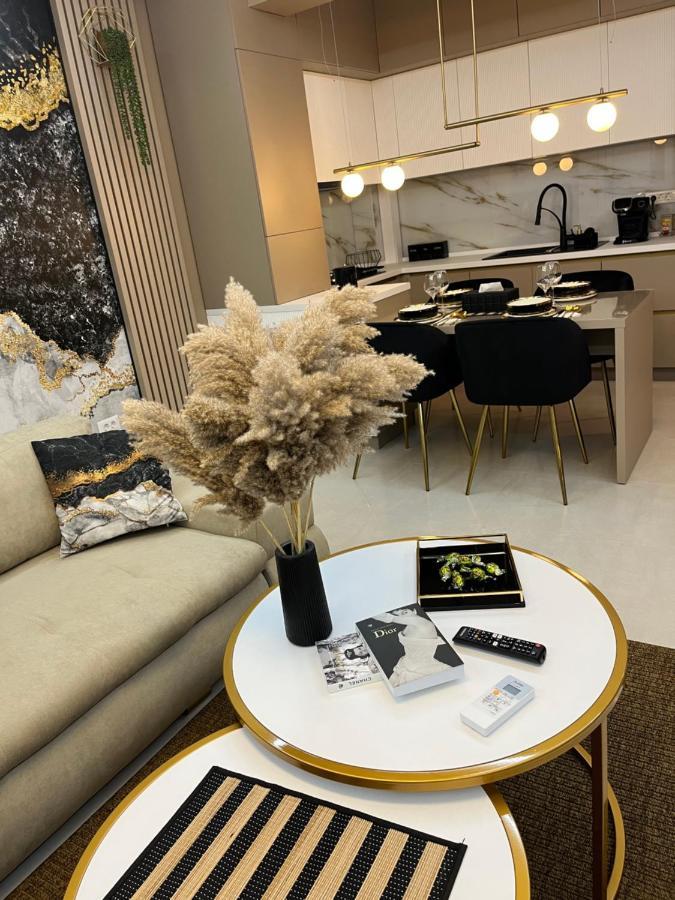 Sas 2 Luxury Apartments มามายา ภายนอก รูปภาพ